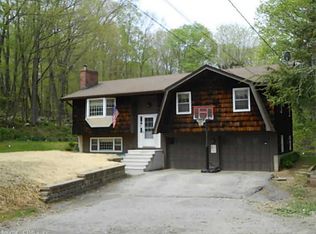 124 Wales Rd, Andover, CT 06232