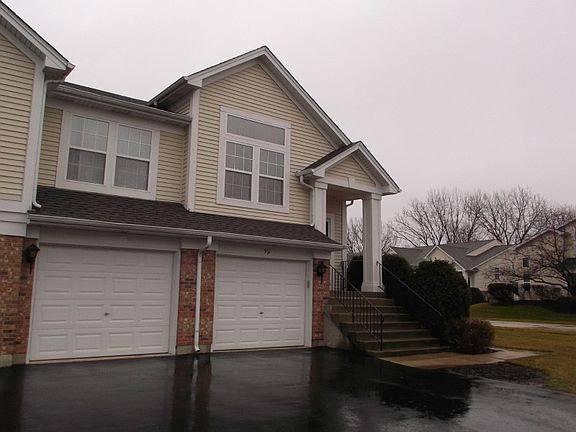 3rd image of 931 Charlela Ln