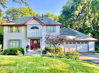 4142 Blueberry Knls, Saint Paul, MN 55123