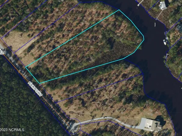45 Pier Point Road S, Oriental, NC 28571