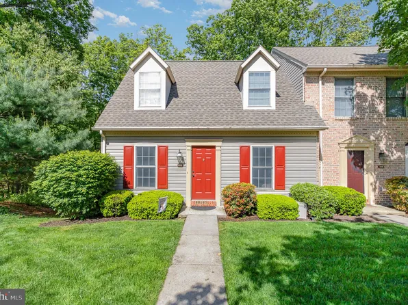 1510 Timber Chase Dr, Mechanicsburg, PA 17050