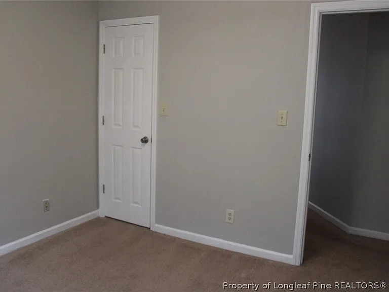325-8 Waterdown Dr #8 — Photo 15