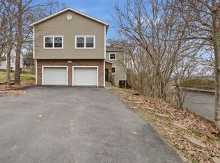 23 Locke St, Halifax, NS B4A1N1