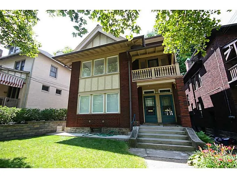 5728 Solway St photo 1