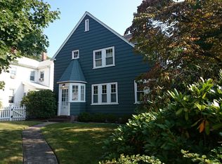 105 Corey St, West Roxbury, MA 02132