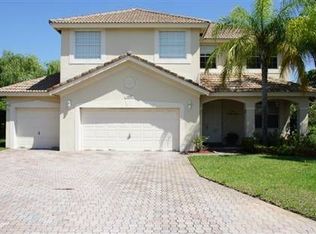 16893 SW 6th St, Pembroke Pines, FL 33027