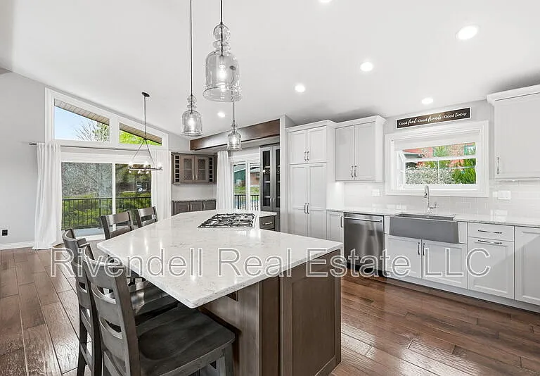 530 Allegheny Dr — Photo 3