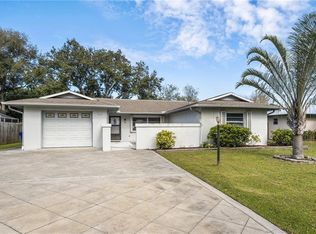 5860 24th St, Vero Beach, FL 32966