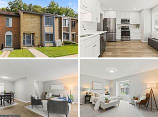 2825 Cambridge Dr, Woodbridge, VA 22192