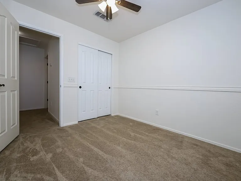 2083 S McConnell Dr — Photo 17