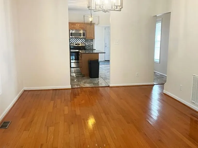 818 N 24th St — Photo 3