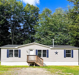 118 Ginger Snap Dr, Greentown, PA, 18426