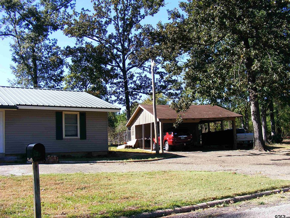 303 W Lake Devernia Rd, Longview, TX 75604 MLS 10148566 Zillow