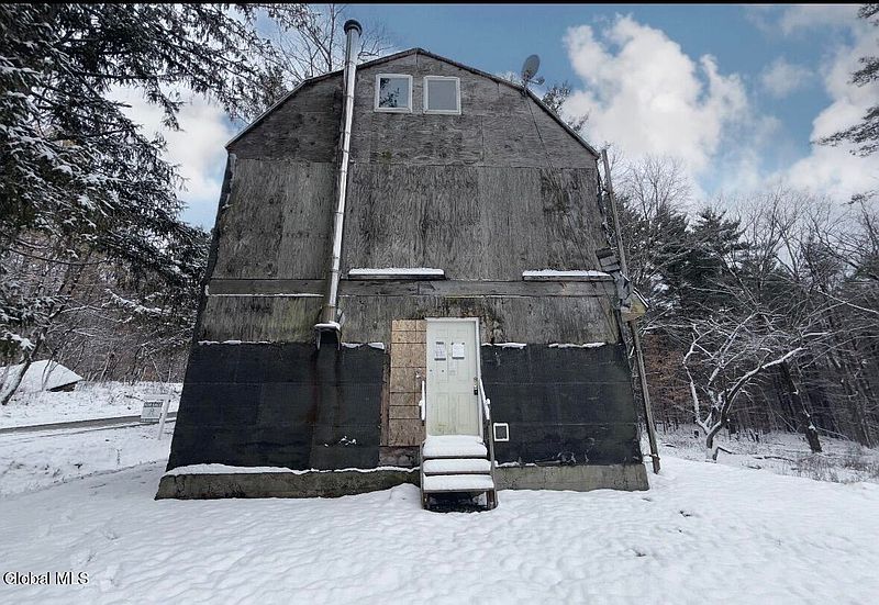 2nd image of 295 Black River Road