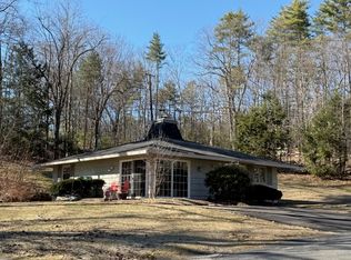 2 Waters Edge Rd, Windham, NH 03087