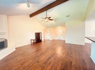 2802 Old Fort Rd, Sugar Land, TX 77479