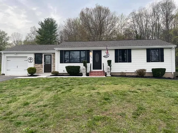 609 Main St, Middlefield, CT 06455