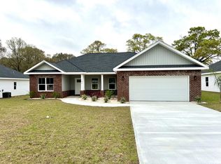 185 W 1st Ave, Crestview, FL 32536