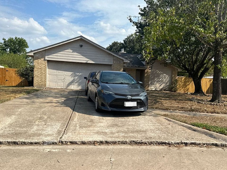 1st image of 4202 Falcon Meadow Dr