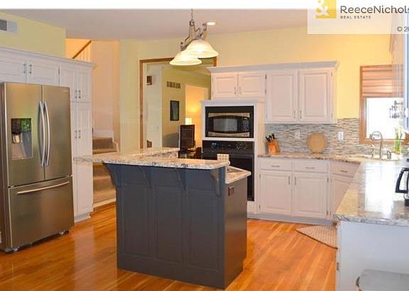 5th image of 9101 W 128th St