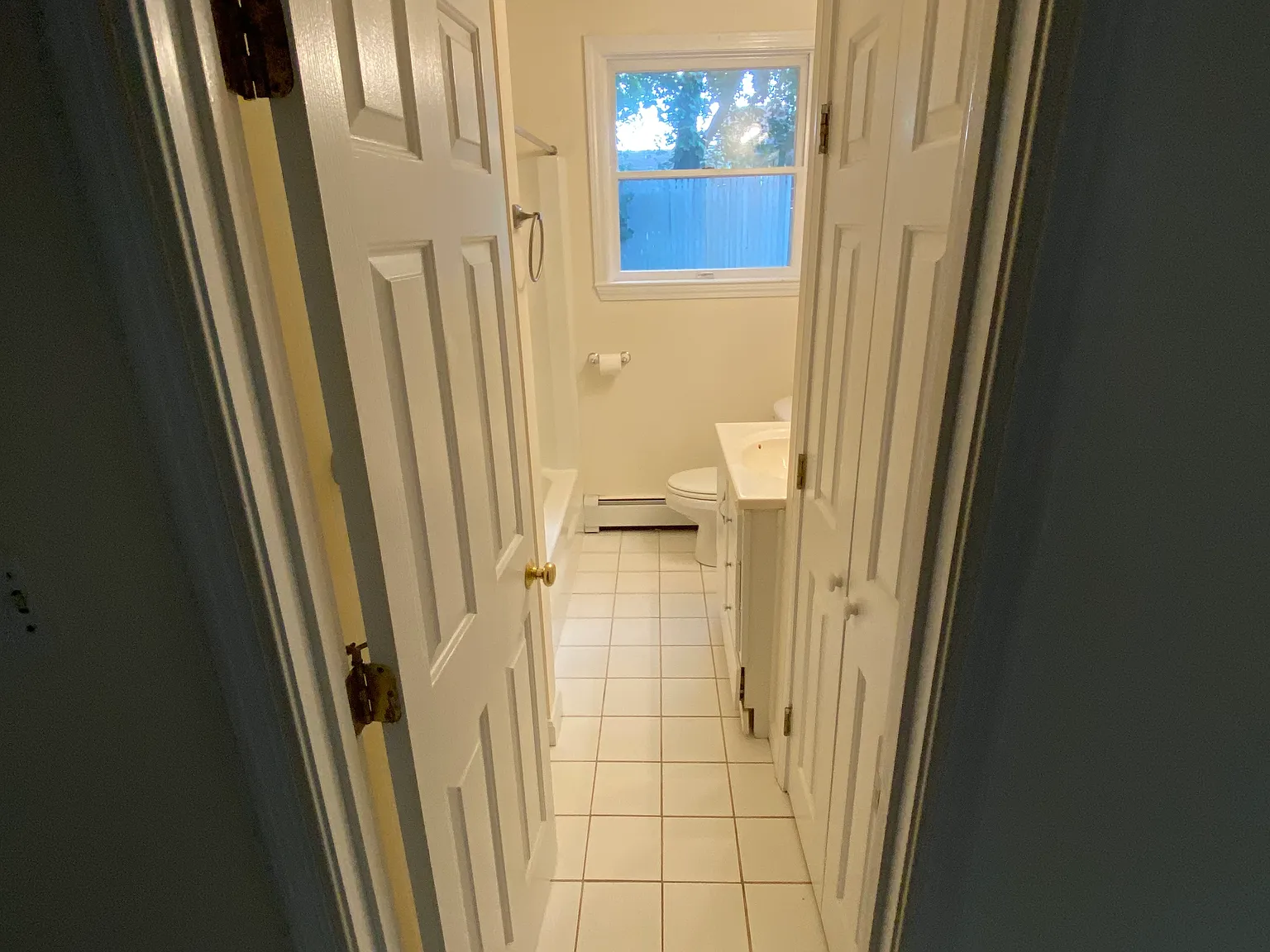 2 bed, 620 sqft, $1,700 — Photo 3