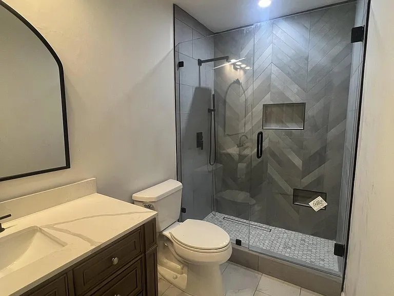 25201 Plantation Dr NE #201 — Photo 22