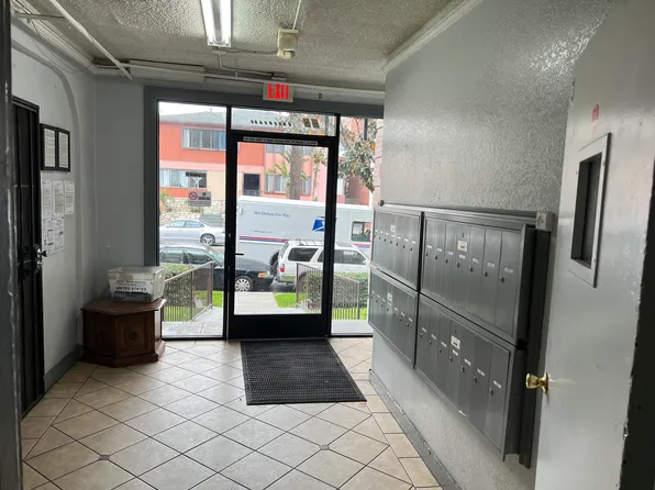 448-450 S Catalina St #K403, Los Angeles, CA 90020