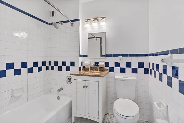 Rented by Compass | media 7