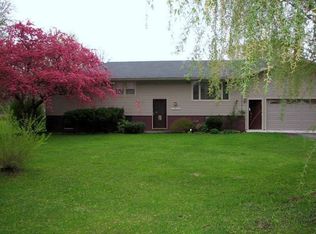 5820 E River Rd, West Henrietta, NY 14586
