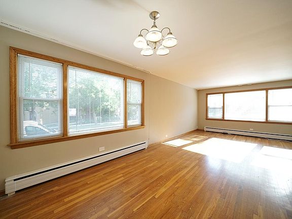 3rd image of 4729 N Kildare Ave