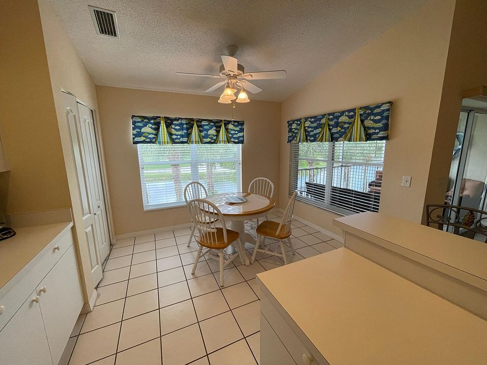 Kitchen nook and pantry