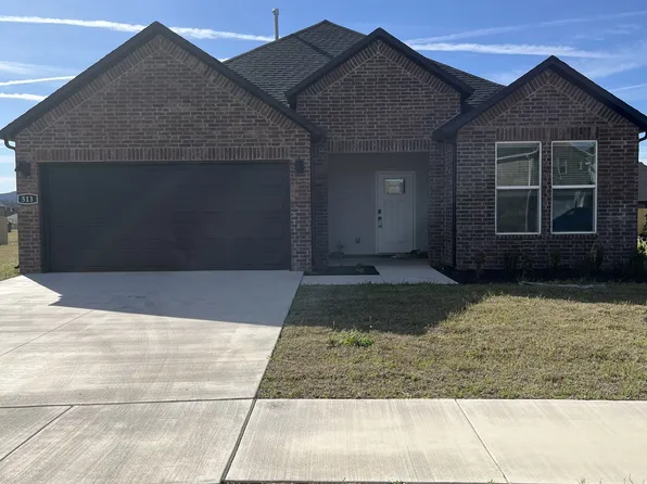 513 W Gosling Isle, Farmington, AR 72730