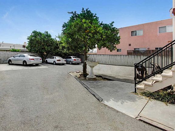 5th image of 5654 Case Ave