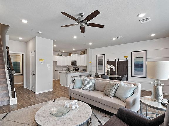 4th image of 2852 Baneberry Ln