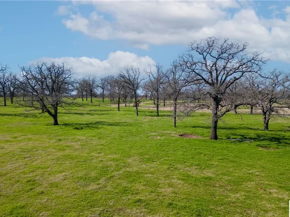 594 Johnson Farms, Harwood, TX 78632