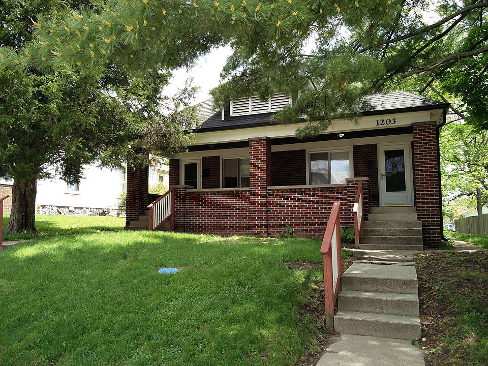 1st image of 1203 Evison St