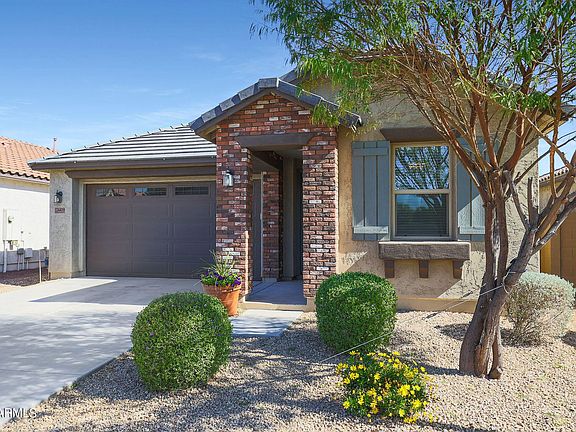 3rd image of 26439 N 131st Dr