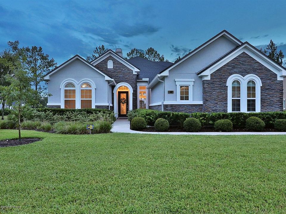 1st image of 978 Autumn Pines Dr