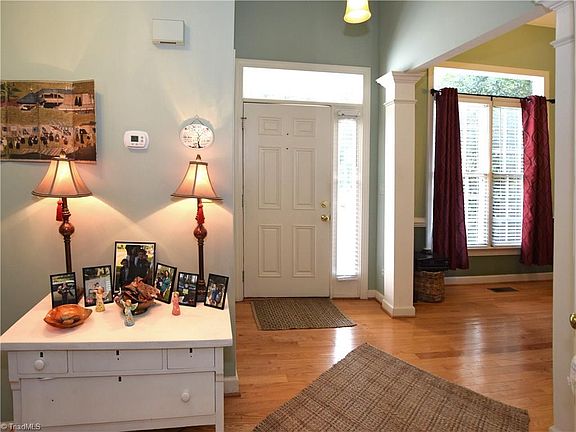 2nd image of 2702 Regents Park Ln