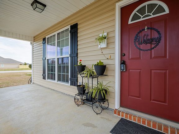 3rd image of 3476 Greenhill Dr