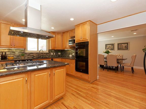 2nd image of 795 Orkney Ave