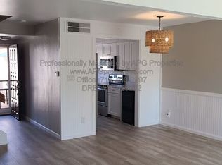 6894 Peach Tree Rd, Carlsbad, CA 92011