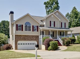 1031 Foxhollow Trl, Canton, GA 30115