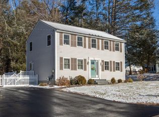 21 Sunrise Dr, Hudson, NH 03051