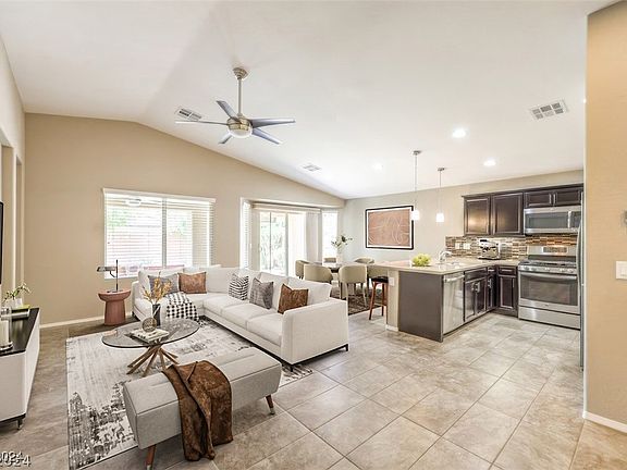4th image of 5939 Radiance Park St