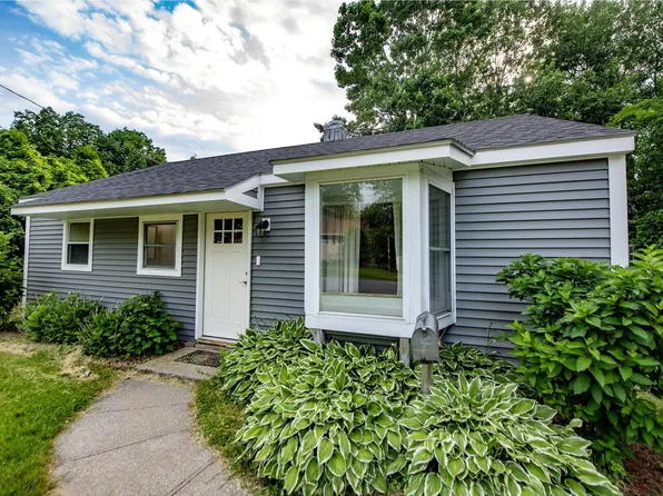 1 Mills Avenue, South Burlington, VT 05403