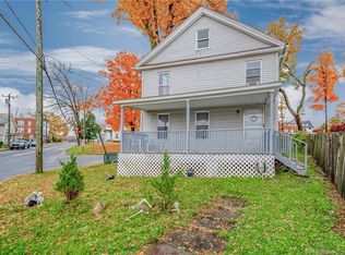 226 E Main St, Middletown, CT 06457