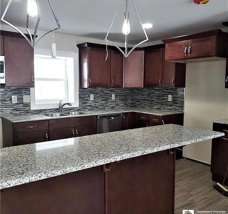 286 Chestnut St Fredonia, NY, 14063 Apartments for Rent Zillow