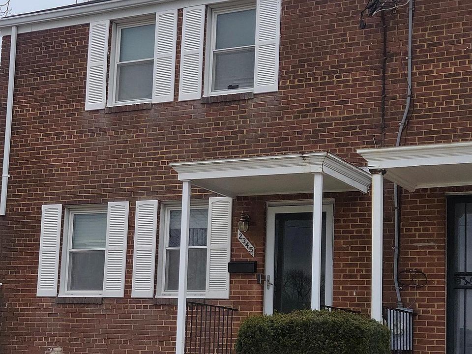 1st image of 2345 Iverson St