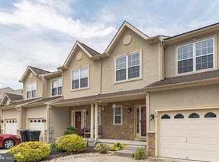 12 Zion Dr, Berlin, NJ 08009